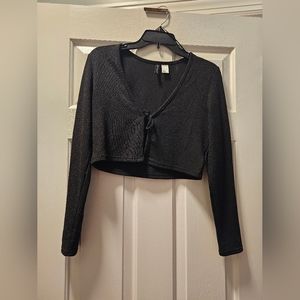 Tie together sweater/long-sleeve